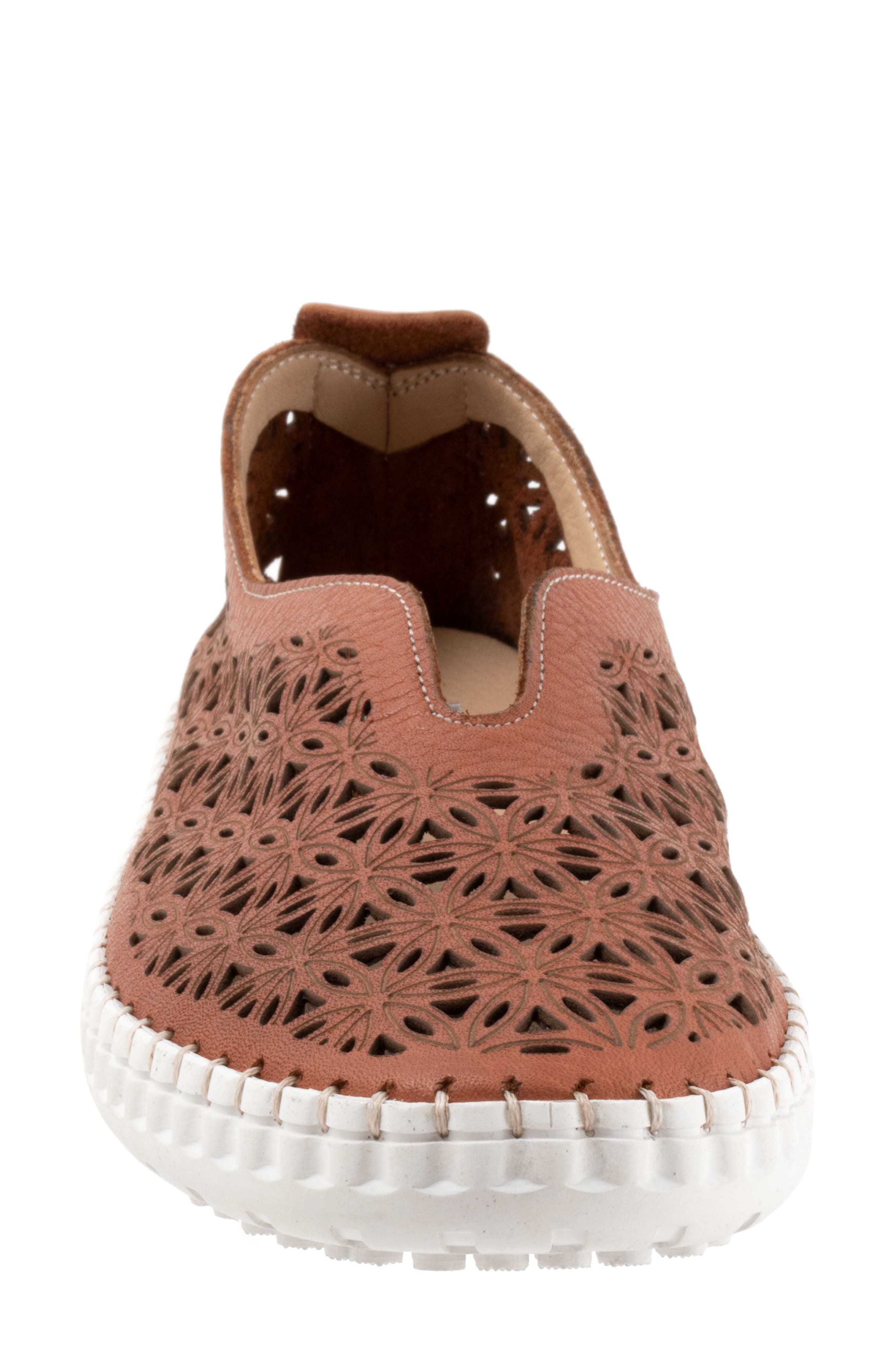 Bueno Daisy Flat, Alternate, color, 