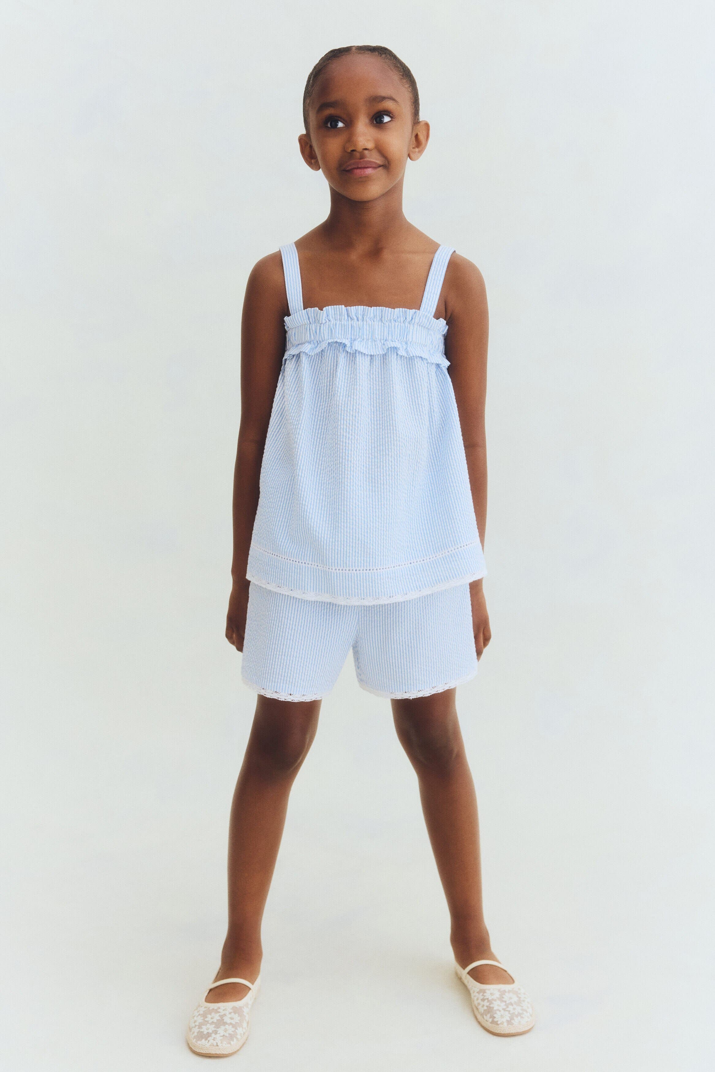 selected Light blue/white striped