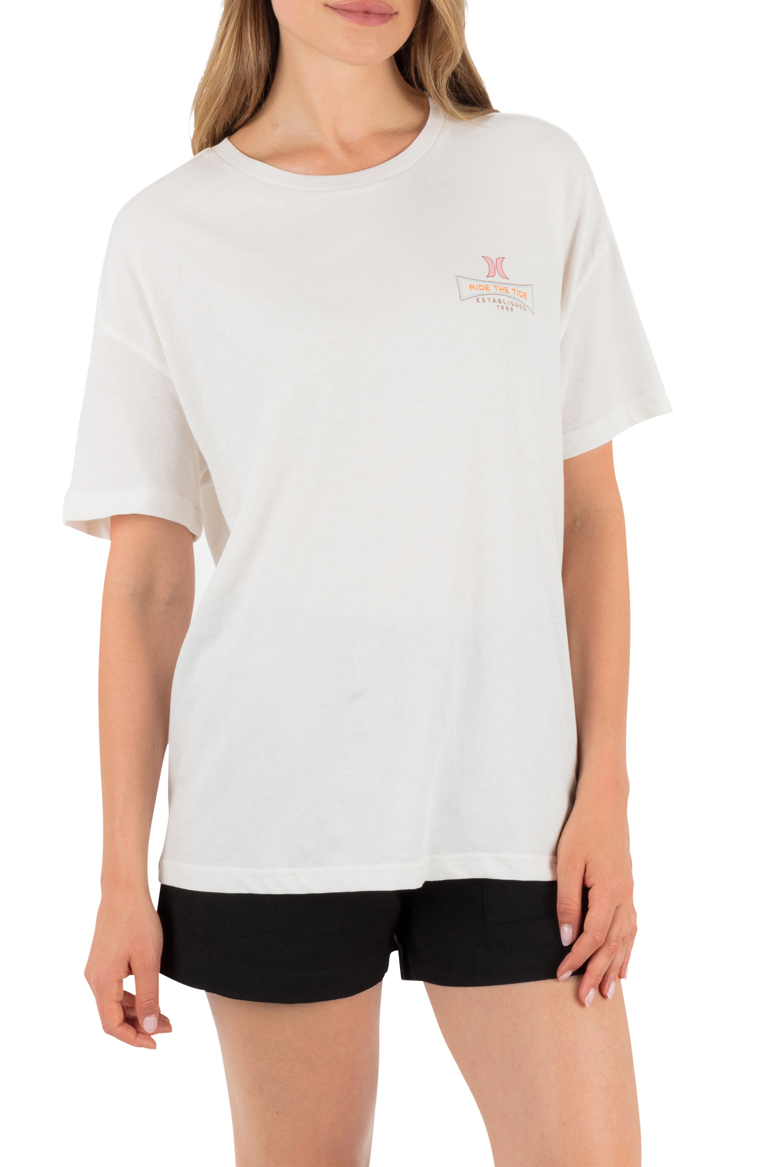 Tide Chaser Graphic Boyfriend T-Shirt