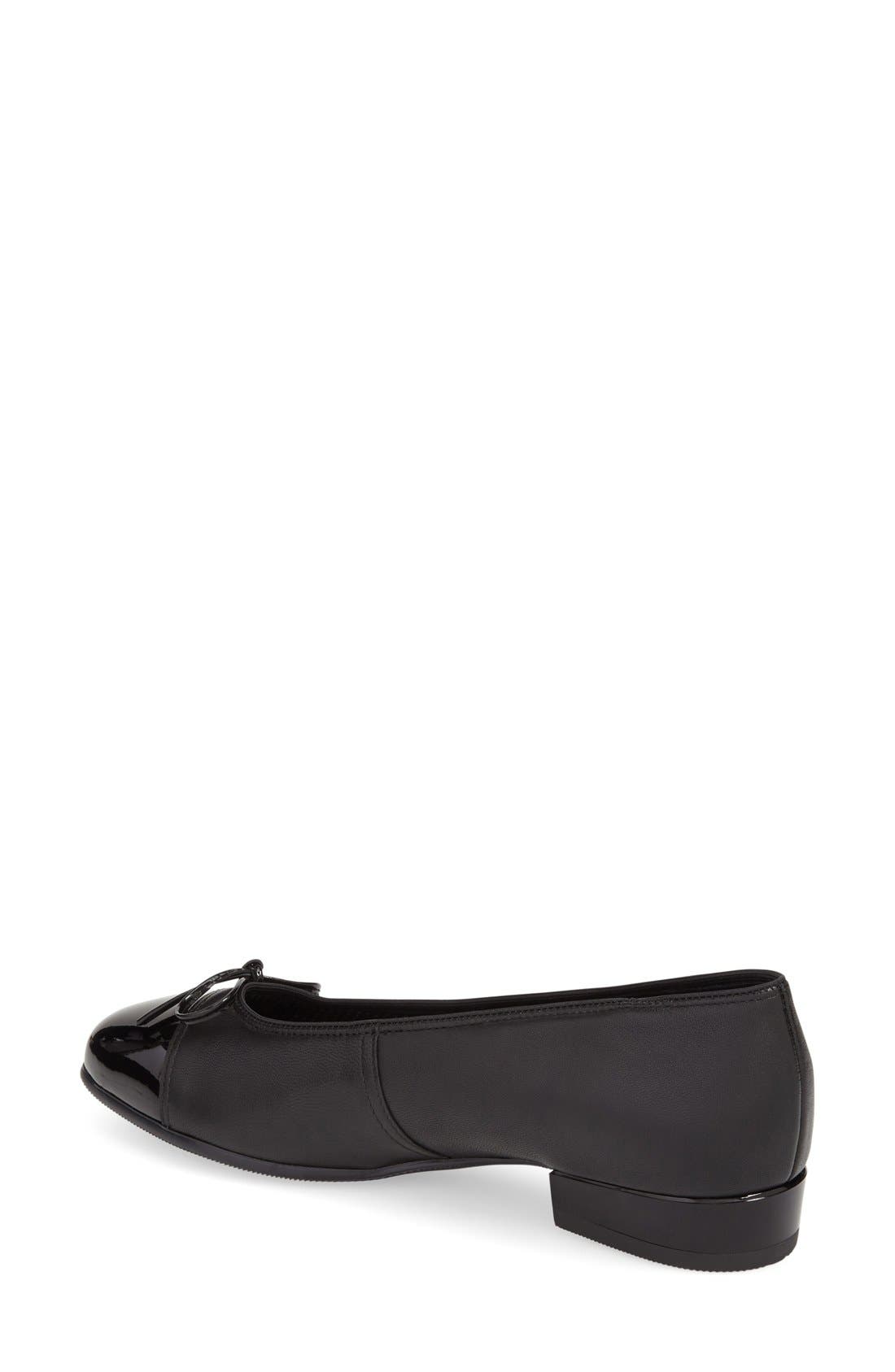 'Bel' Cap Toe Pump, Alternate, color, BLACK LEATHER