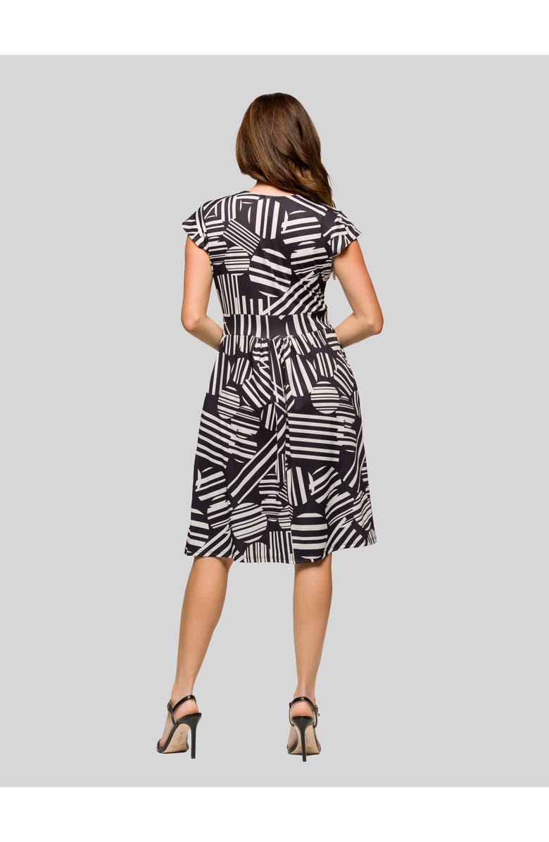 24seven Comfort Apparel Cap Sleeve Black and White V-Neck Knee Length Pocket Dress, Alternate, color, Black Multi