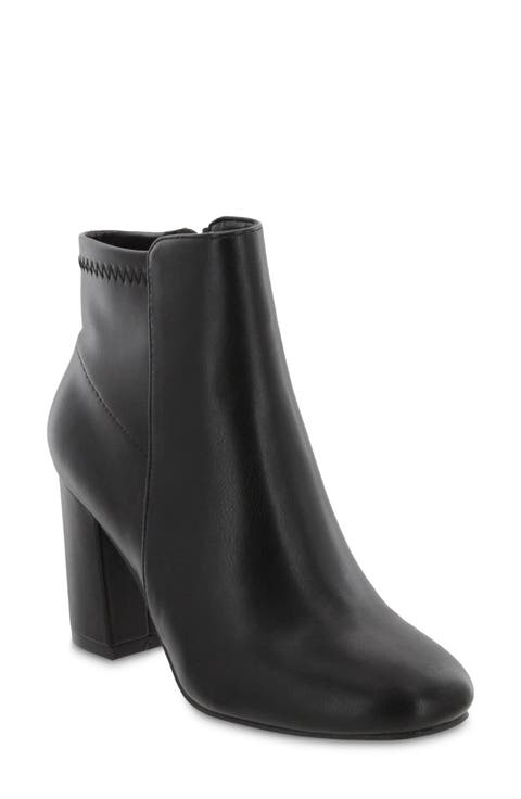 Carla Bootie (Women)