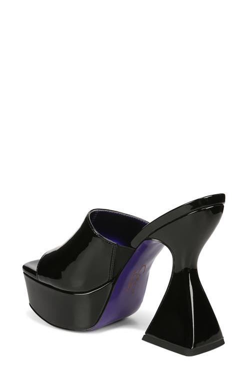 Circus Ny By Sam Edelman Avery Platform Sandal In Black