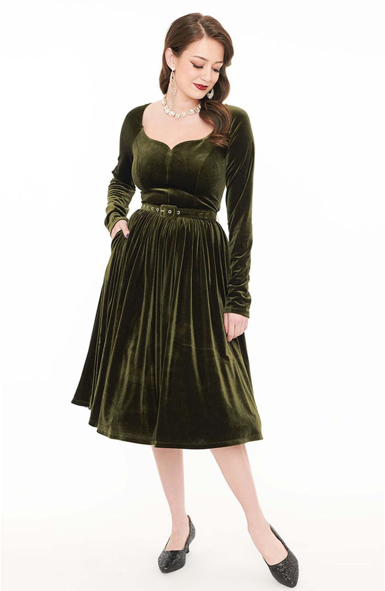 Unique Vintage Long Sleeve Sweetheart Velvet Swing Dress, Main, color, Dark Olive
