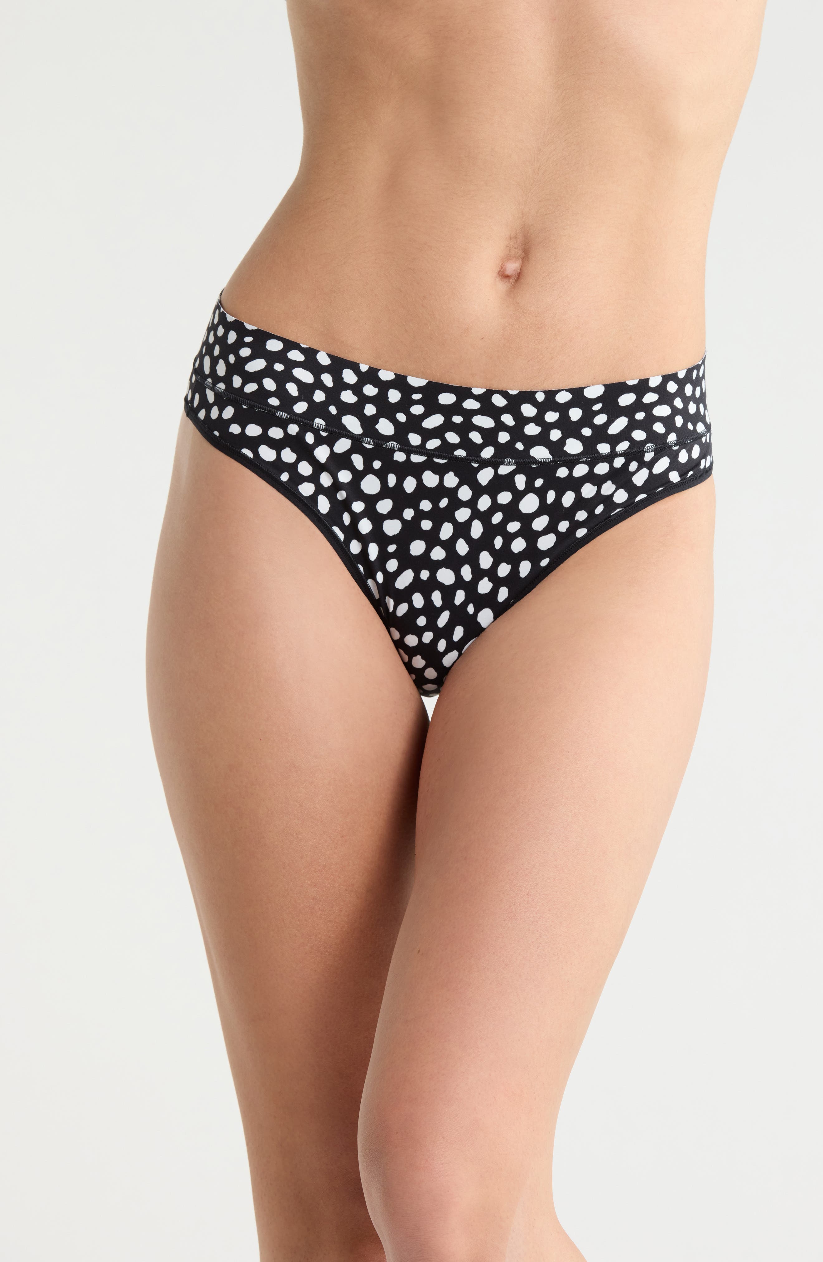 BLACK CAVIAR WILD DOTS PRINT