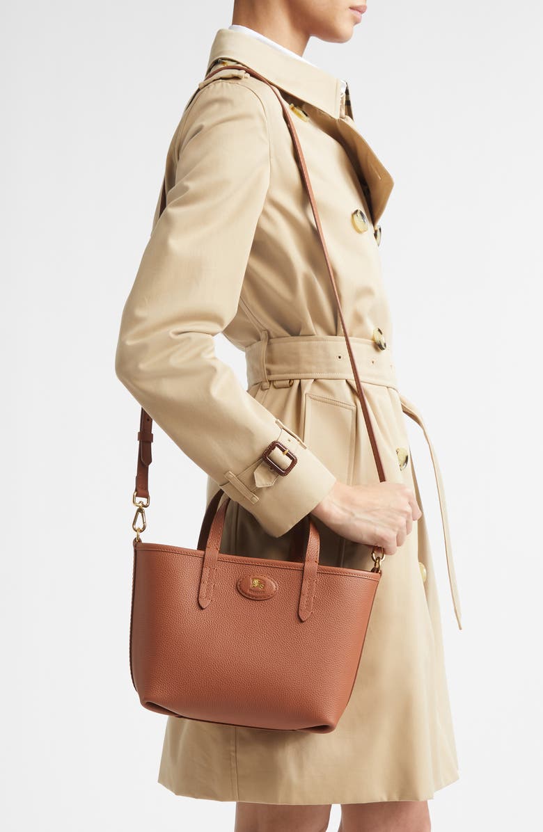 Burberry Medium Reversible Tote, Alternate, color, Peat/ Sand