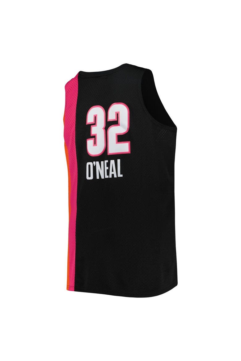 Men's Mitchell & Ness Shaquille O'Neal Black Miami Heat Big & Tall Hardwood Classics 2005/06 Swingman Jersey, Alternate, color, Black
