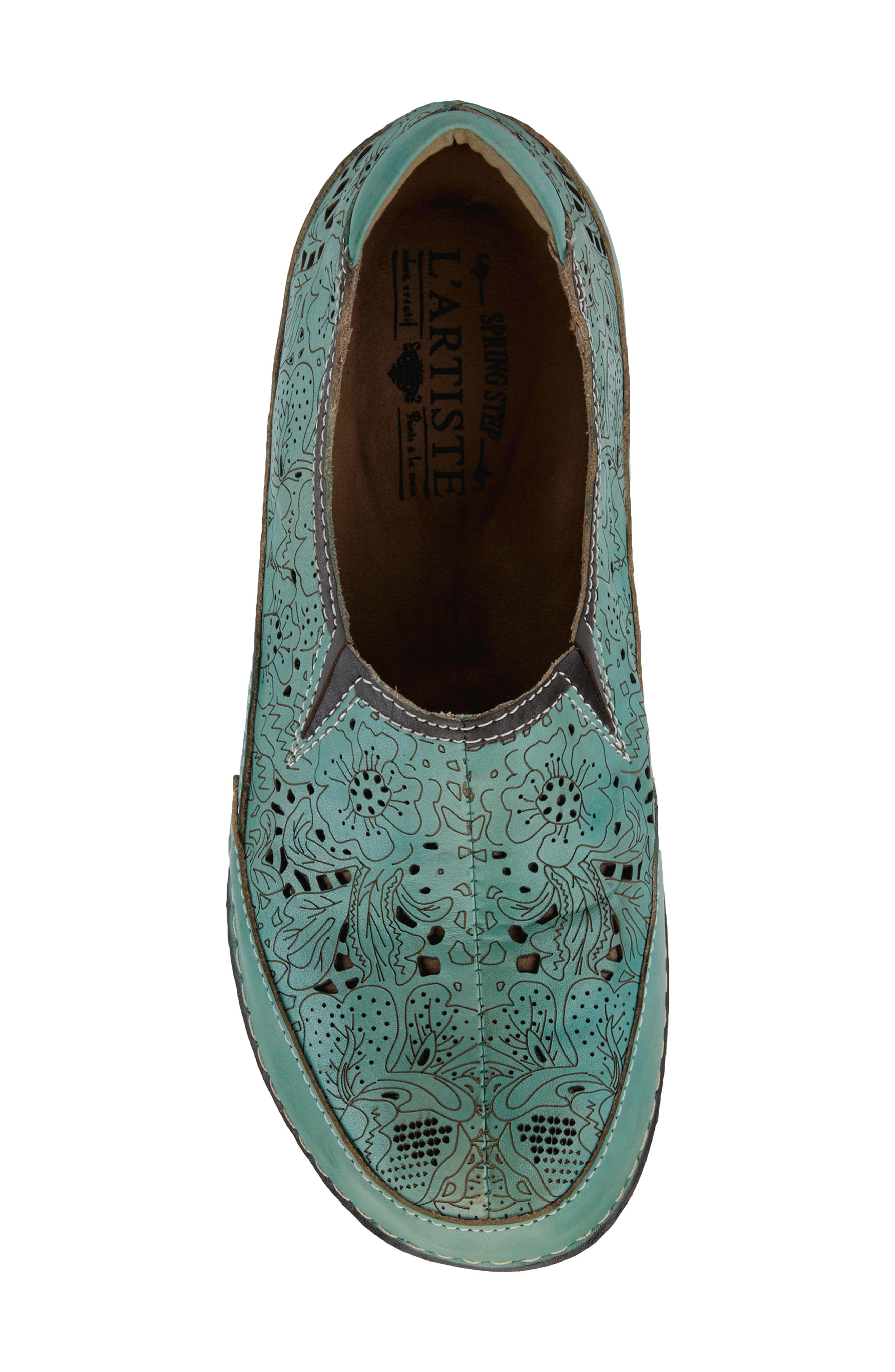 L'Artiste Libora Slip-On Flat, Alternate, color, SKY BLUE LEATHER