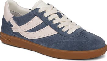 Oasis Sneaker