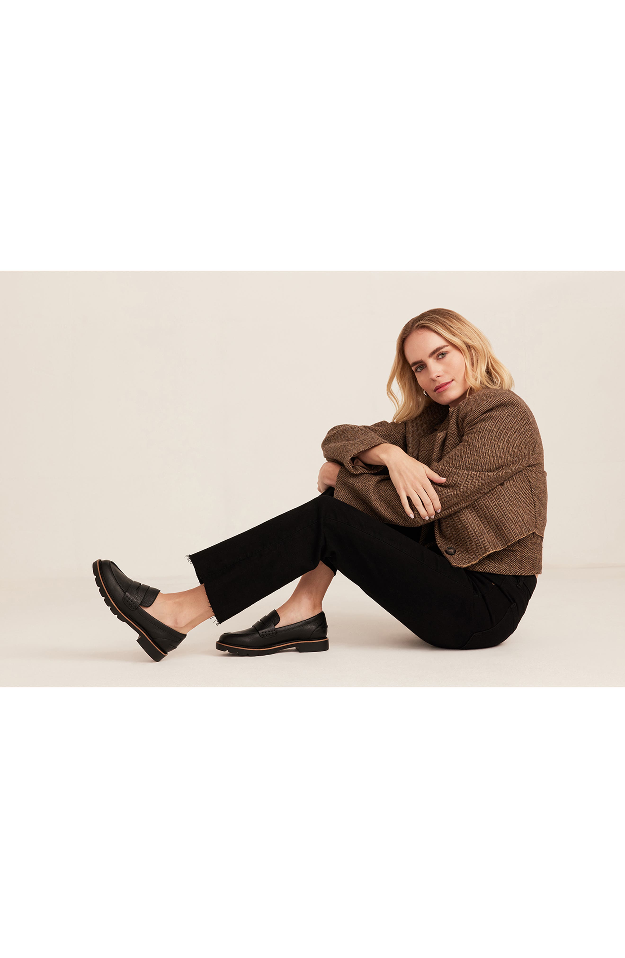 Blondo Waterproof Penny Loafer, Alternate, color, Black Leather