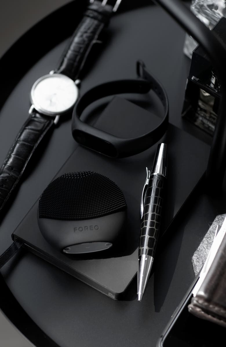 FOREO LUNA<sup>™</sup> play Plus Facial Cleansing Brush, Alternate, color,