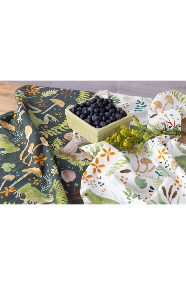 Transpac Ceramic Dish with Frog Pattern Tea Towels Set of 3 Multicolored for Spring Serving and Entertaining, Alternate, color, Multicolored