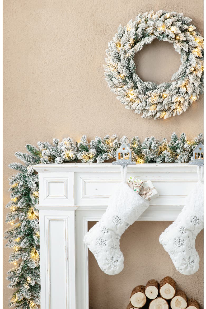 Set of 2 Pre-Lit Artificial Christmas Garland with Timer, Alternate, color, Green