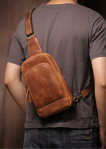 Erling Leather Sling Bag | Crossbody Leather Pack