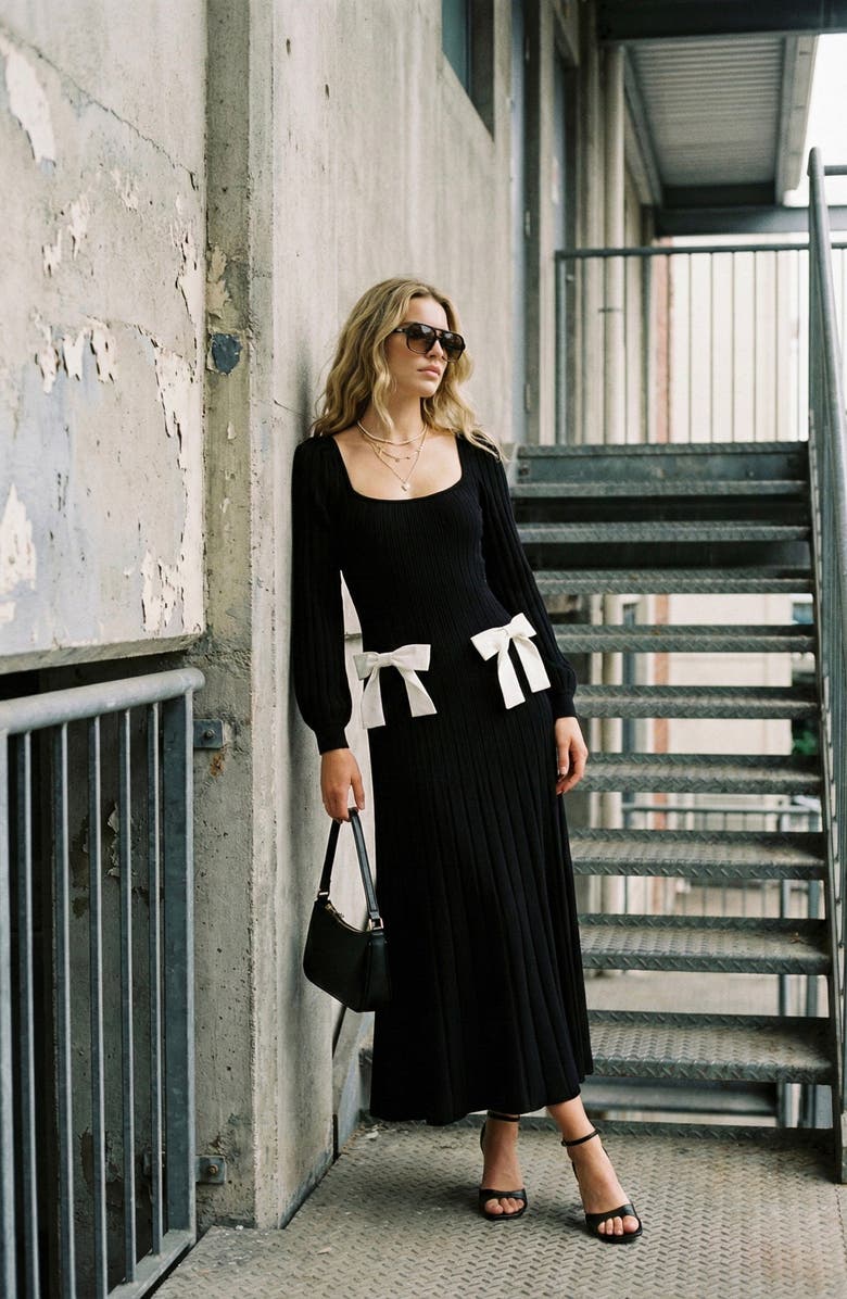 Modenaire Front Bow Flared Sweater Midi Dress, Alternate, color, Black