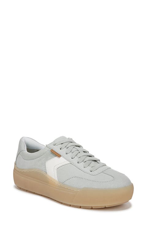 Time Off Win Low Top Sneaker (Women)