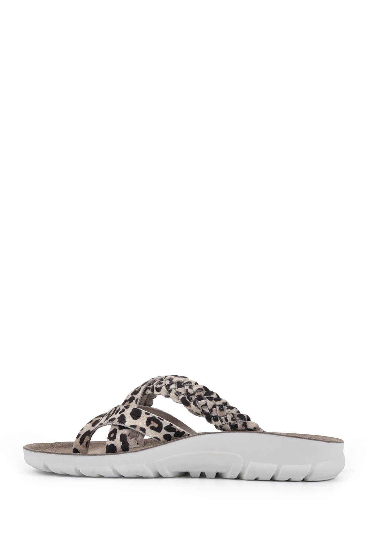CLIFFS BY WHITE MOUNTAIN Bongo Flat Sandal, Alternate, color, 