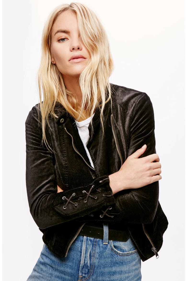 'Lacey' Velvet Jacket, Alternate, color, BLACK