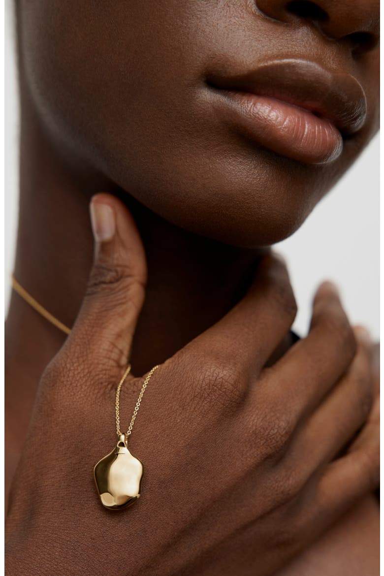 Odyssey Locket, Alternate, color, 18K GOLD VERMEIL