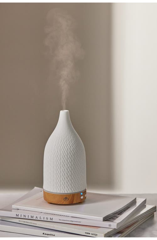 Serene House Crochet Ceramic Ultrasonic Diffuser In White