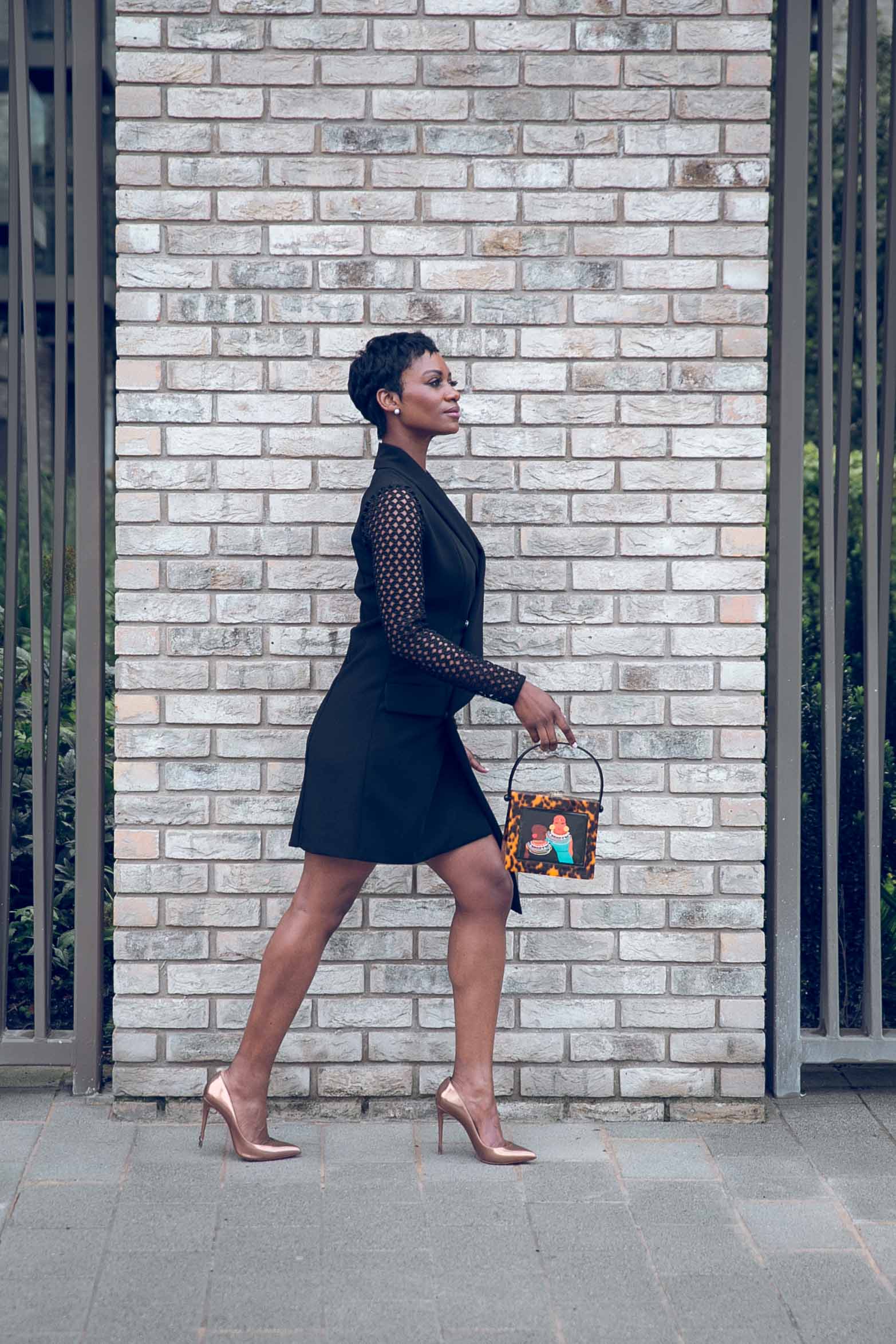 LarAllan Naserian Acrylic Top Handle Bag, Alternate, color, Black Backdrop