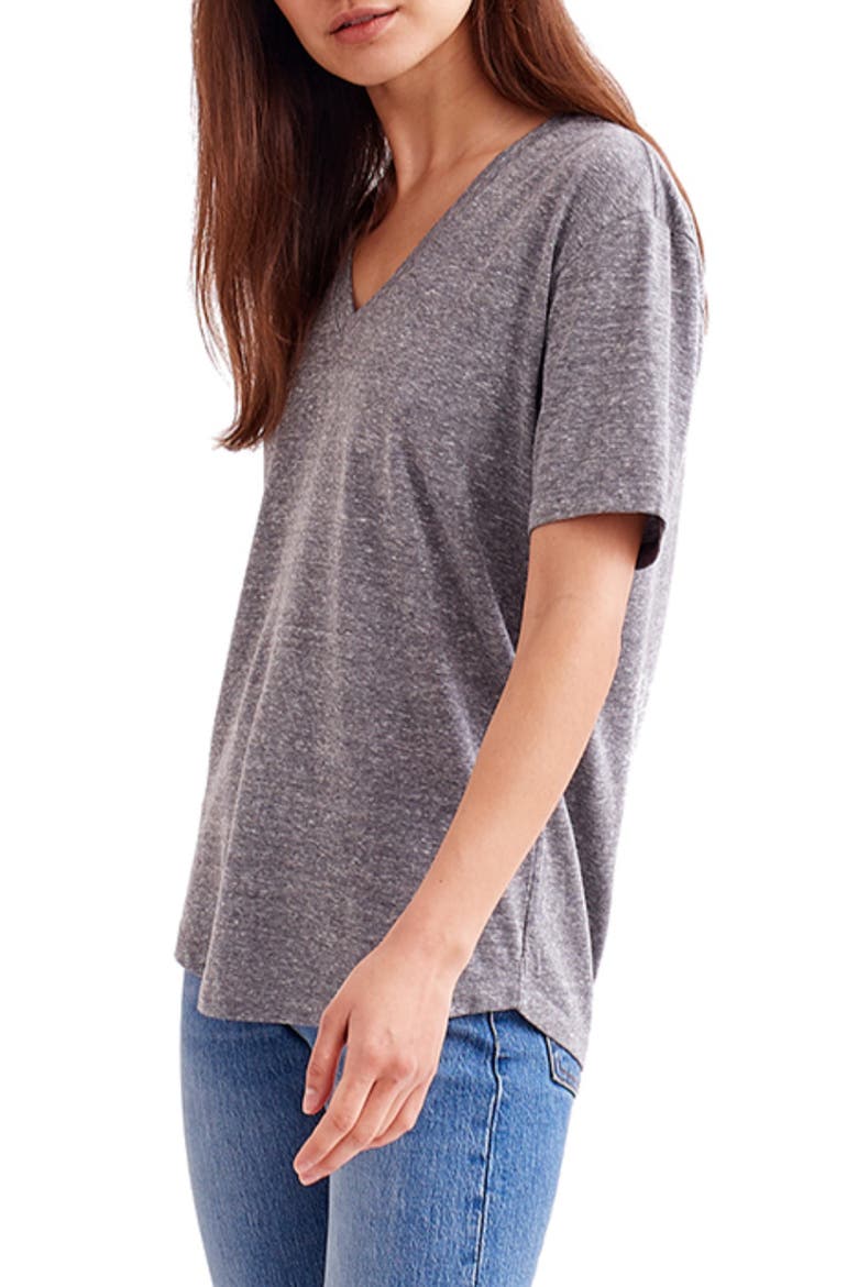 Scallop V-Neck T-Shirt, Alternate, color, HEATHER GREY