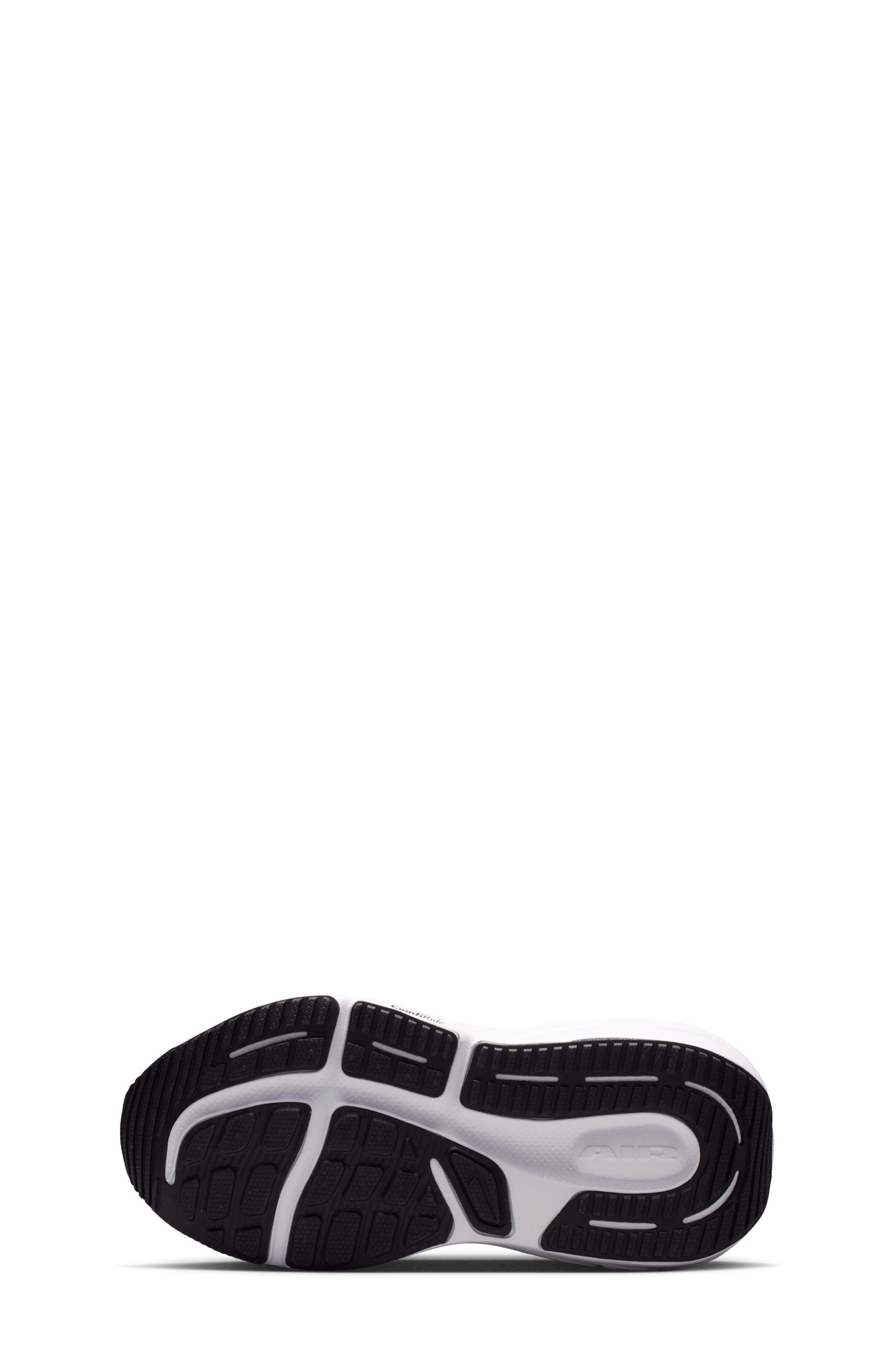 Air Winflo 12 Running Shoe, Alternate, color, BLACK/ WHITE/ DARK SMOKE GREY