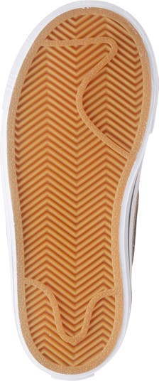 Court Legacy Sneaker