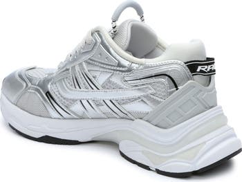 Race Sneaker