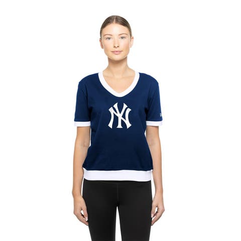 Women's New Era  Navy New York Yankees Game Day Rhinestone V-Neck T-Shirt