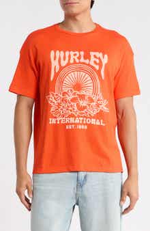 Solstice Graphic Boyfriend Tee