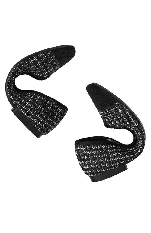 Vivaia Square-toe V-cut Flats
