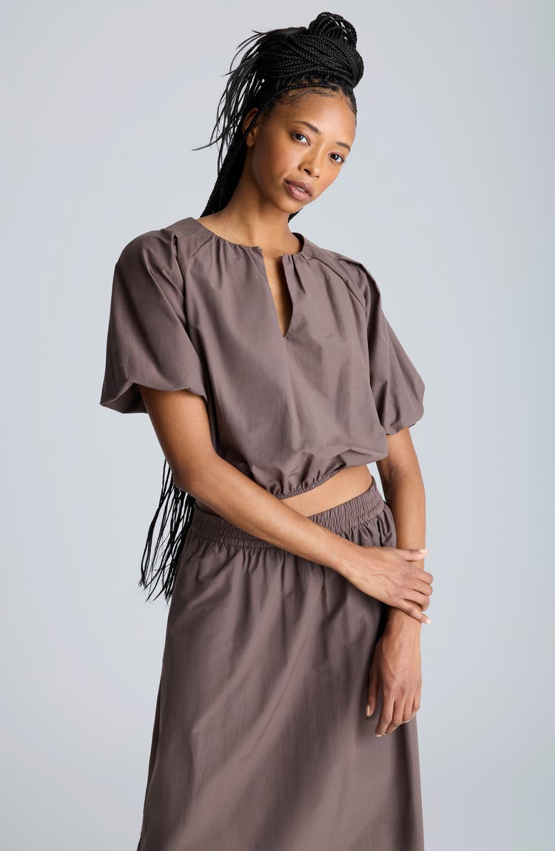 Kenneth Cole Elastic Hem Crop Top, Alternate, color, 