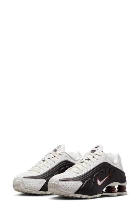 Nike Shox R4 Sneaker