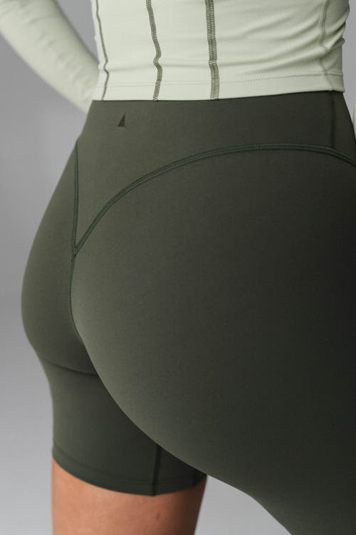 Vitality Cloud Ii Biker Short In Green