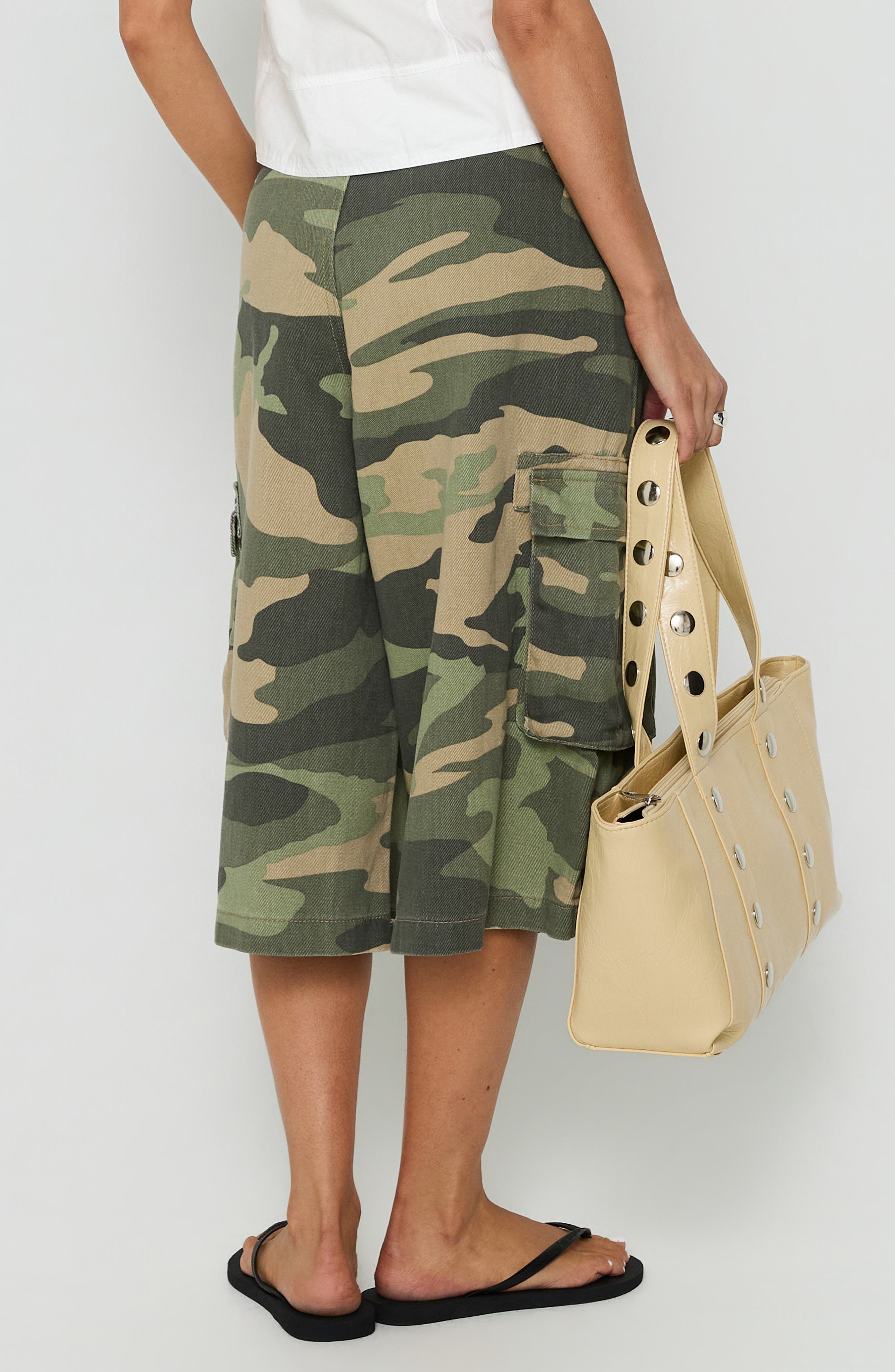 selected LIGHT WASH CAMO