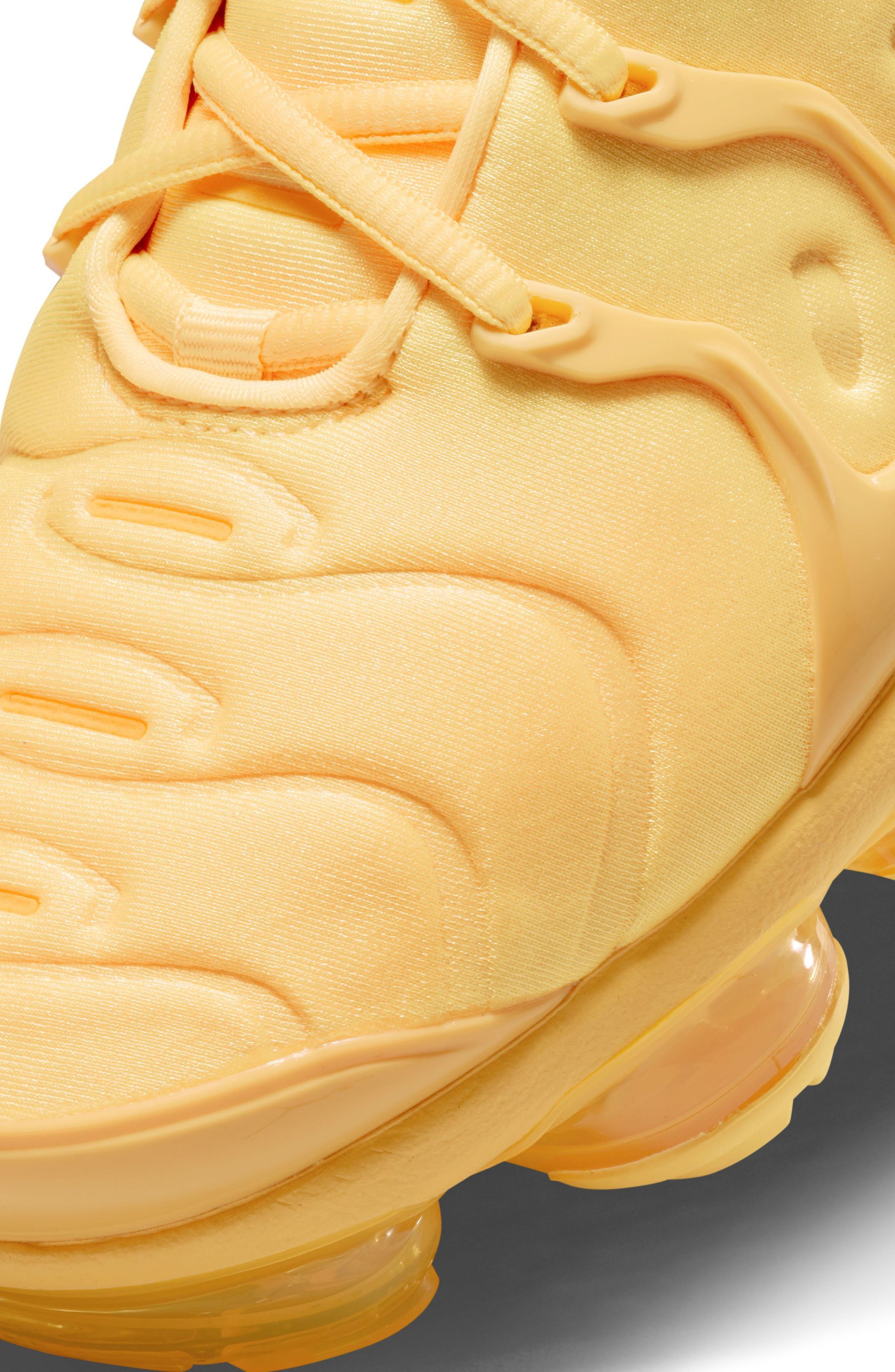 Air VaporMax Plus Sneaker, Alternate, color, CITRON PULSE/ WHITE