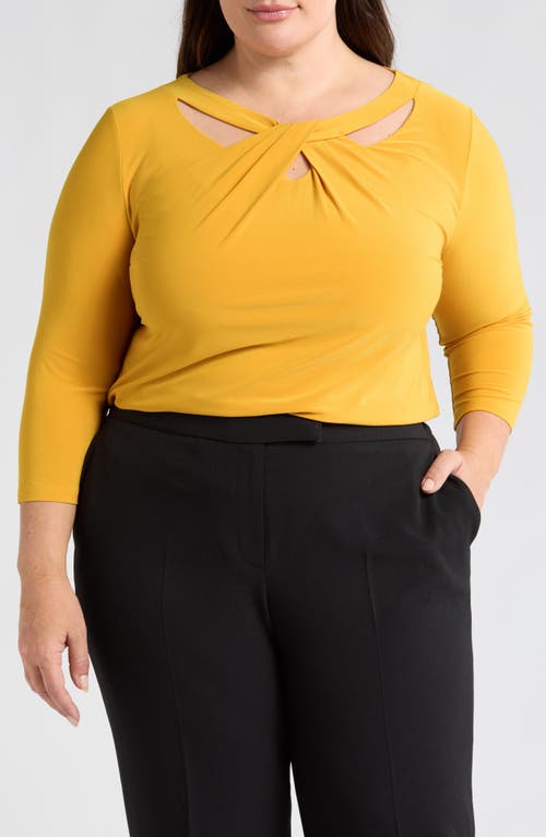 Kasper Twist Neck Cutout Top In Gold Signature