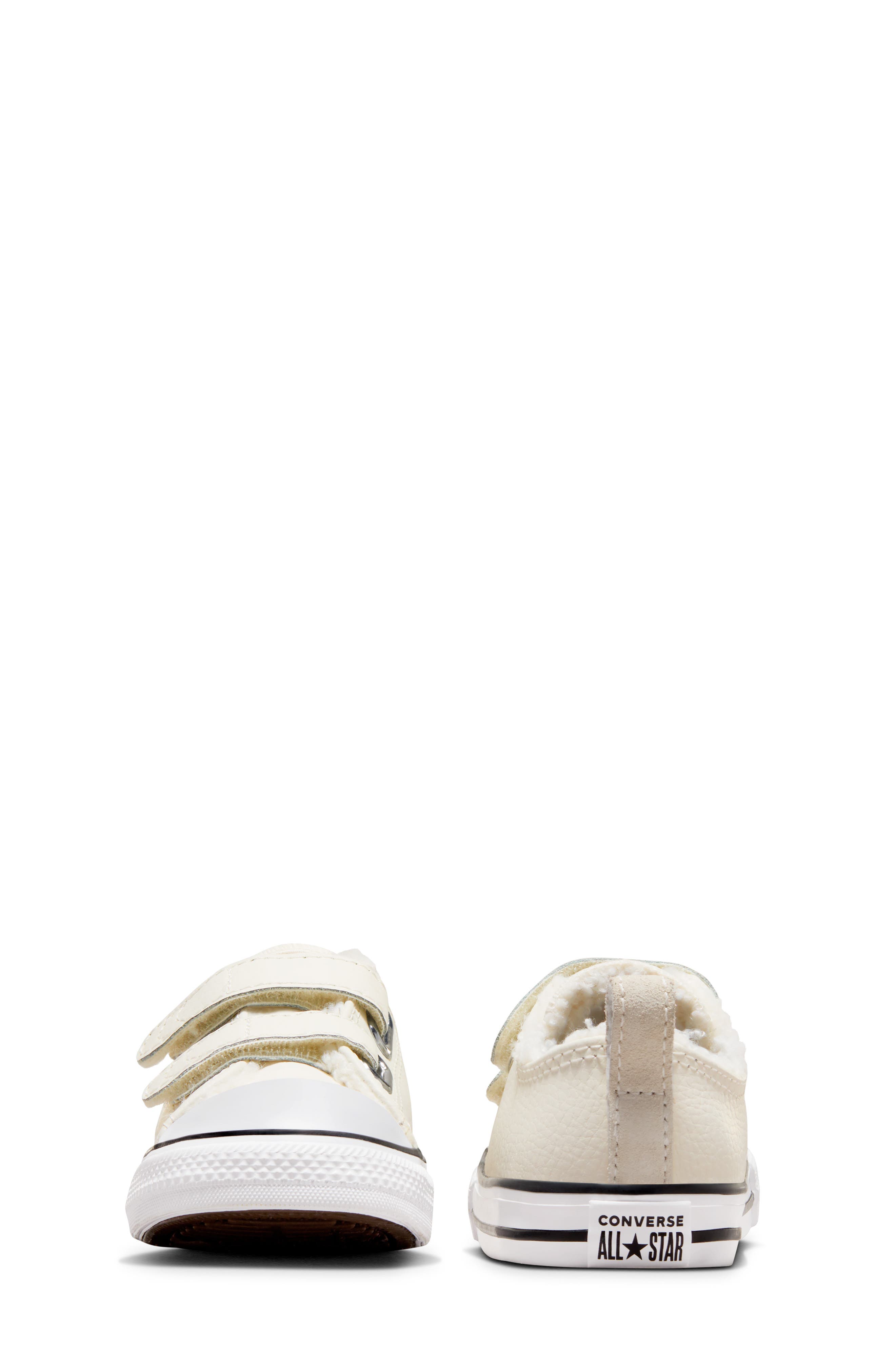 Converse Kids' Chuck Taylor<sup>®</sup> All Star<sup>®</sup> 2V Oxford Sneaker, Alternate, color, 