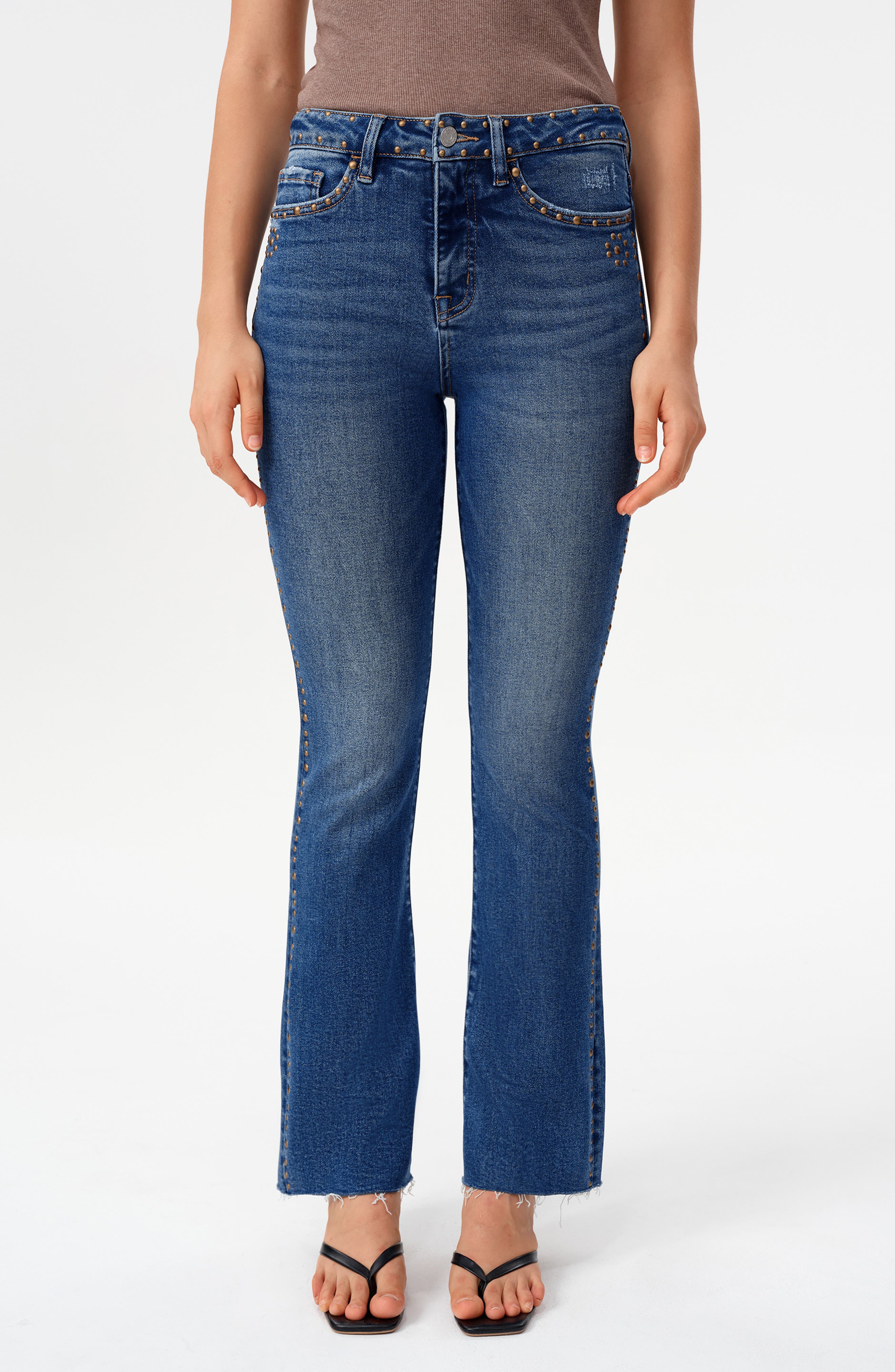 selected MEDIUM BLUE