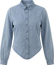 Noni Daily Denim Wash Tie Front Button Down Blouse