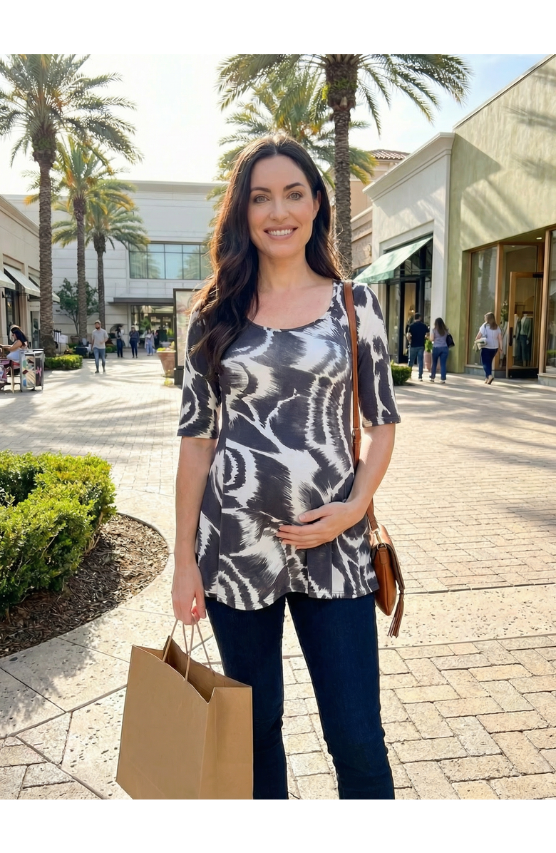 24seven Comfort Apparel Maternity Abstract Scoop Neck Elbow Sleeve Tunic Top, Alternate, color, Black Multi