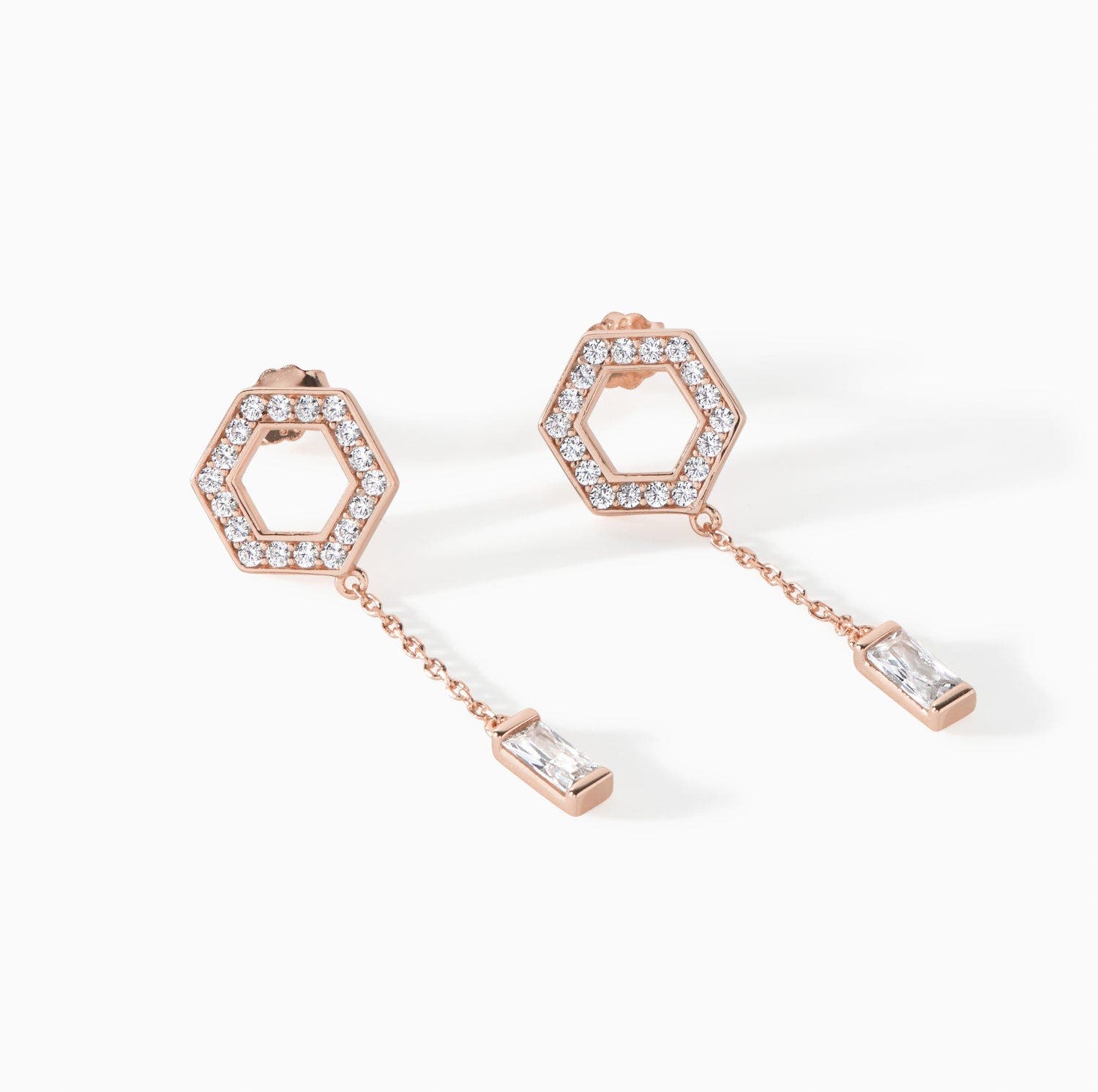 Ora Ana The Tyra Baguette Drop Earrings In Gold