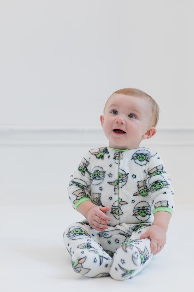 The Mandalorian Grogu Fleece Footed Sleep N Play, Alternate, color, Grogu White
