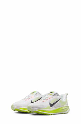 Kids' Vomero 18 Running Shoe