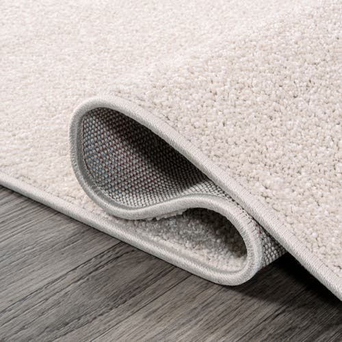 Jonathan Y Haze Solid Low-pile Round Area Rug In Eggshell/ivory