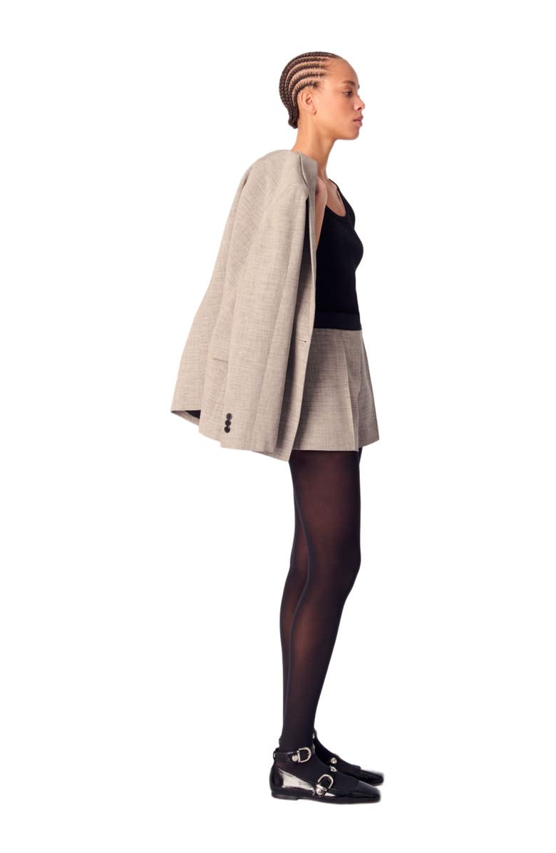 Suit shorts with darts