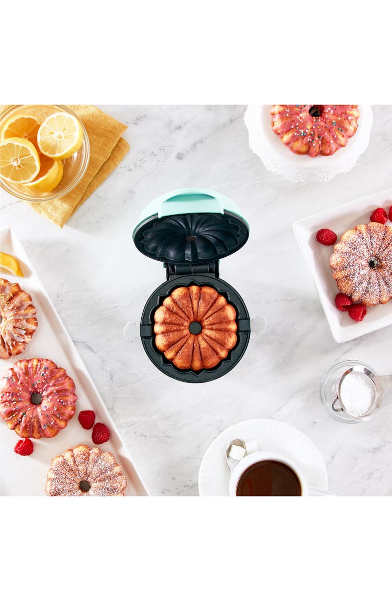 Dash Mini Bundt<sup>®</sup> Cake Maker, Alternate, color, Aqua