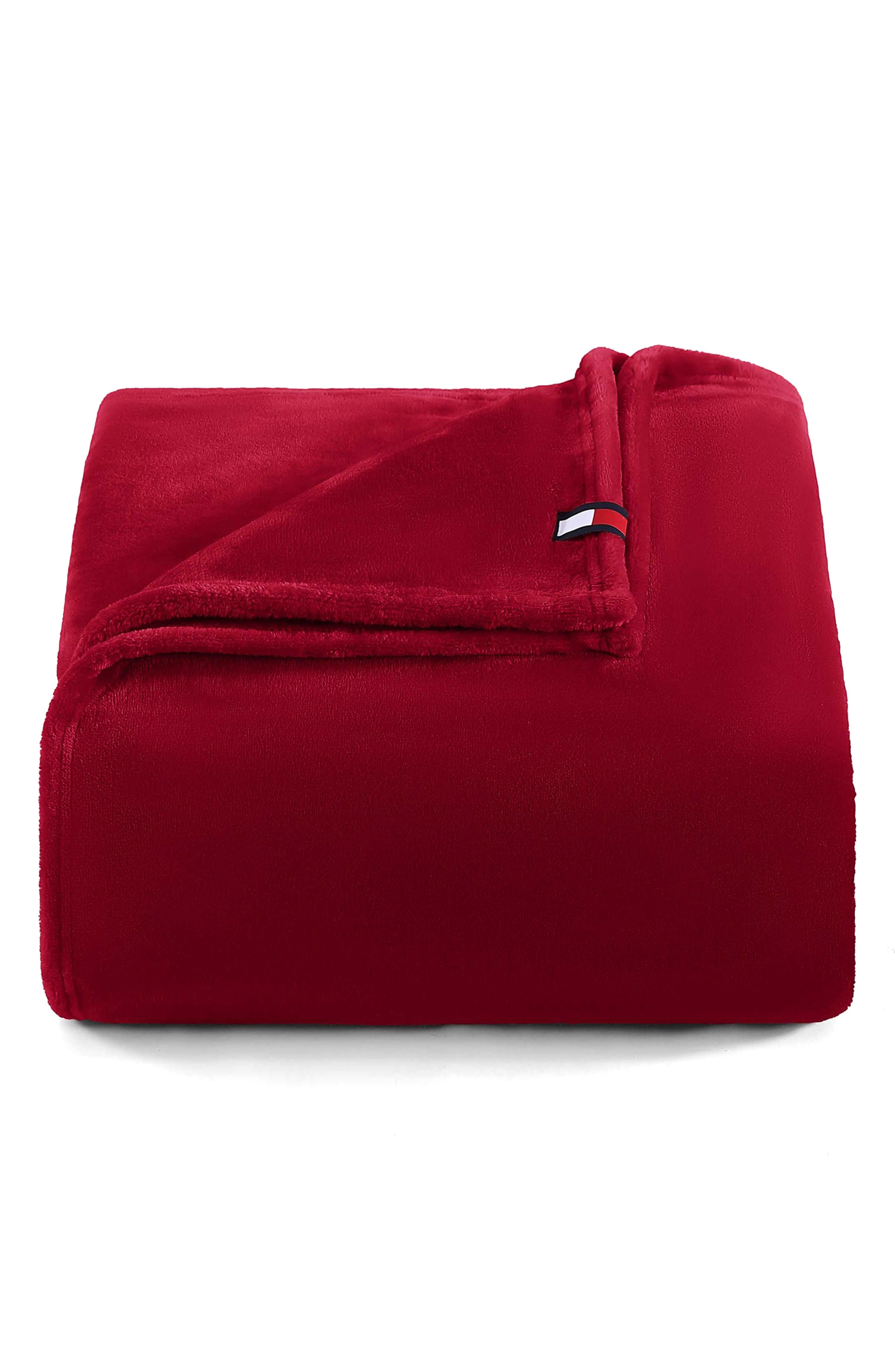 DARK RED
