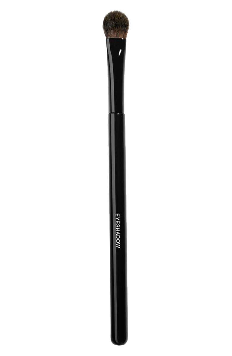 CHANEL LES PINCEAUX DE CHANEL <br />Flat Eyeshadow Brush, Main, color, 